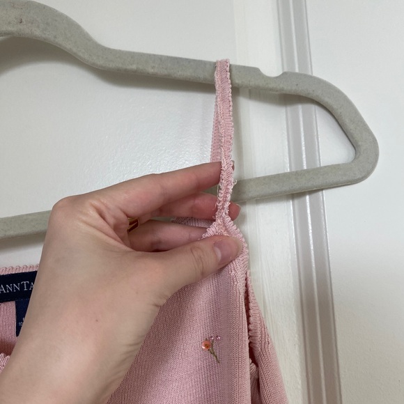 Vintage Y2K Coquette Pink Silk Knit Sequin Embroidered Tank Top Cami Ann Taylor - Picture 5 of 13